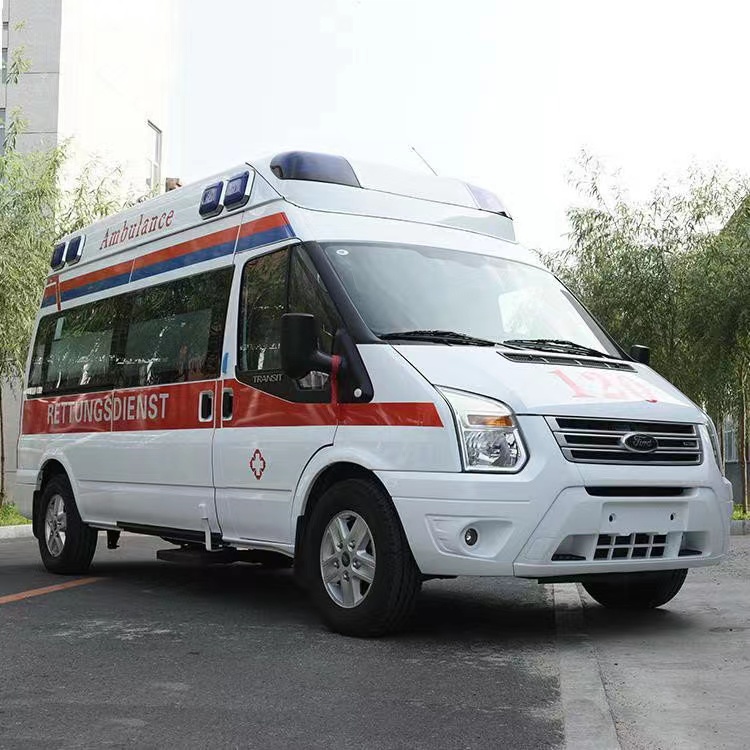 东宝行动不便者长途救护车租赁:安全转运的核心注意事项